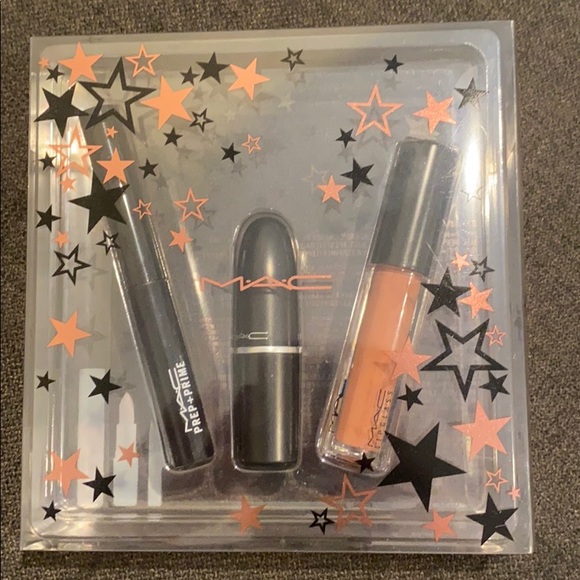 MAC Stars of the Party kit: Neutral 3 piece set - Picture 1 of 7